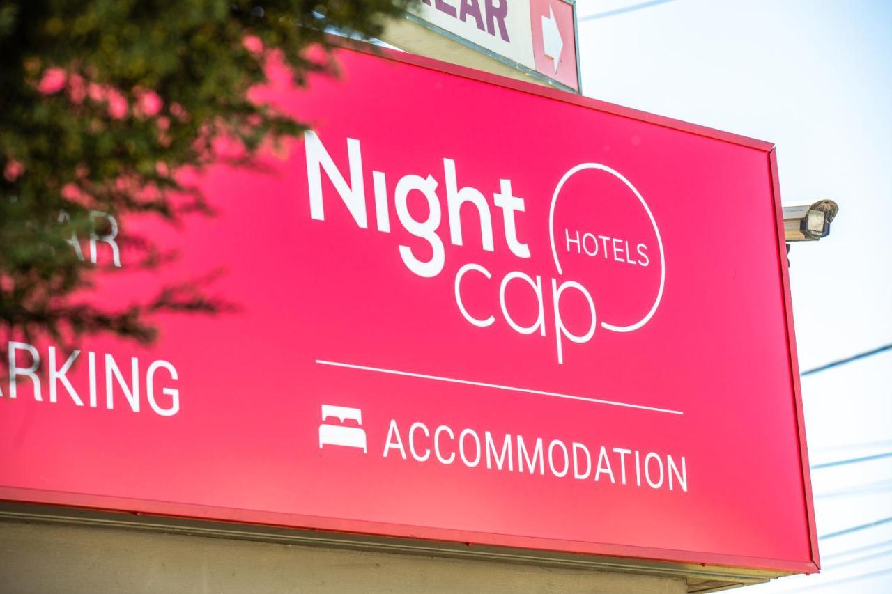 Nightcap At Coolaroo Hotel Exterior photo